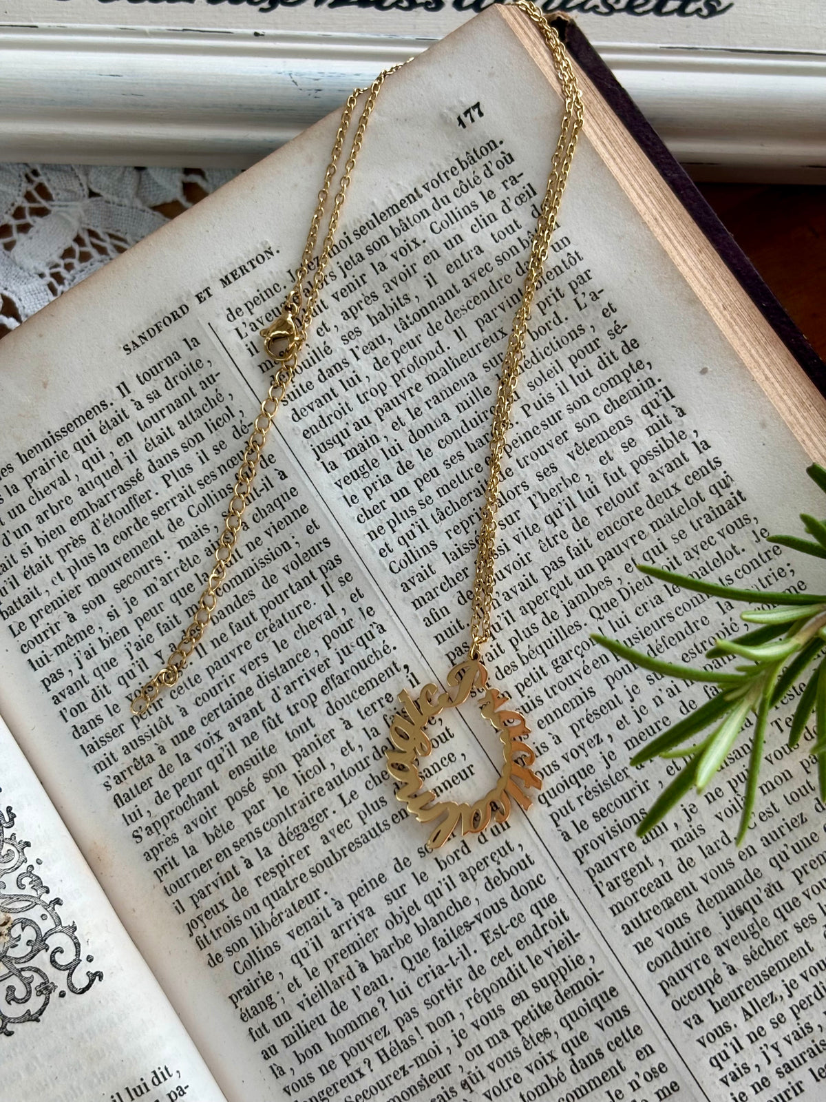 Collier Practical Magic