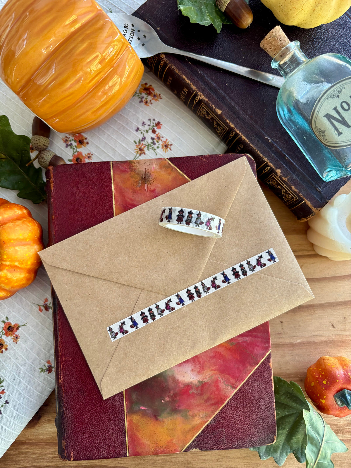 Washi tape Petite sorcière aux citrouilles