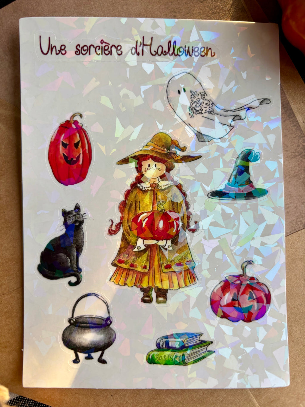 Planches de stickers holographique - une sorcière d’Halloween
