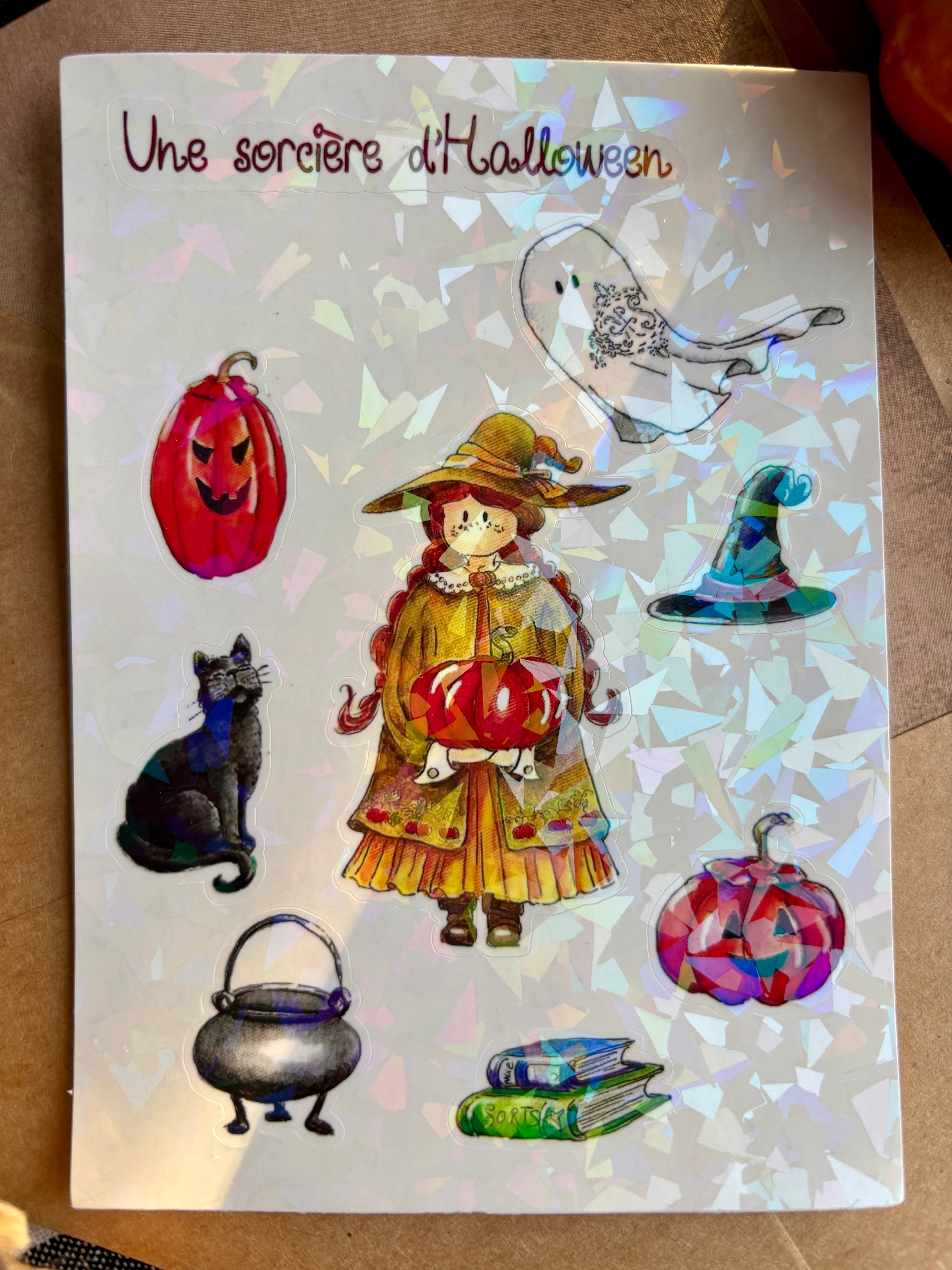 Planches de stickers holographique - une sorcière d’Halloween